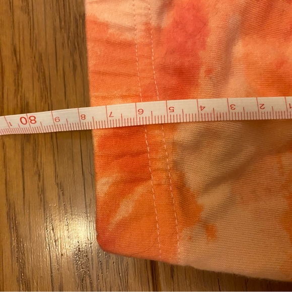Old Navy size L short leggings in orange multi - Picture 4 of 5